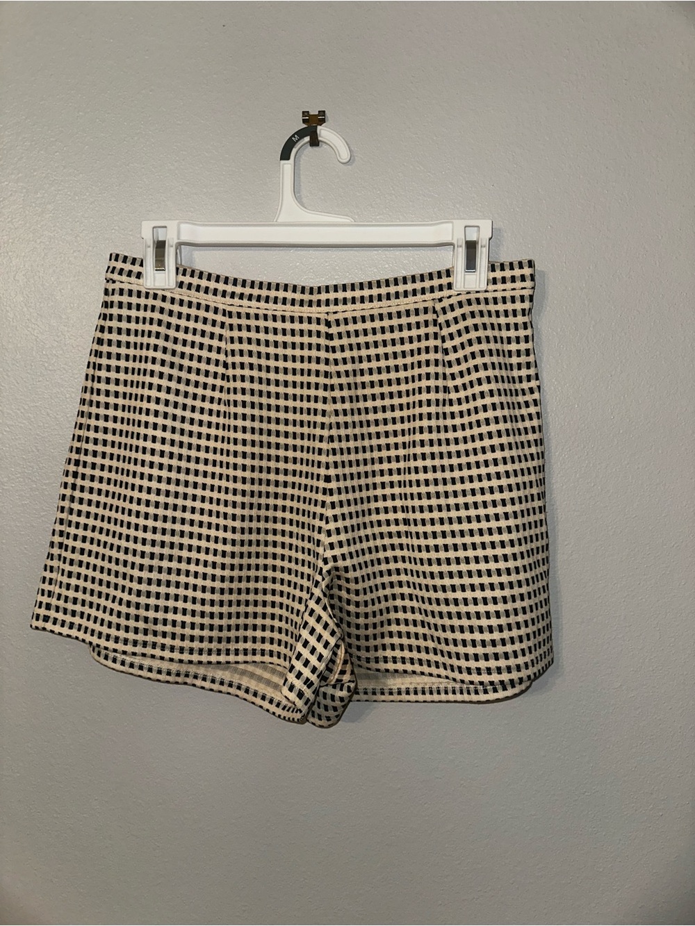 Gianni Bini Black & Cream Checkered Shorts